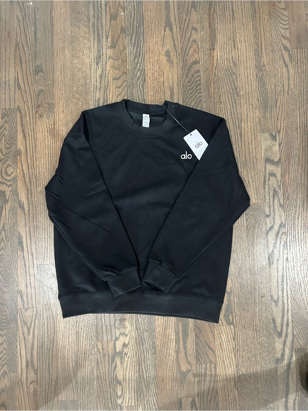 ALO Yoga Men's Black Crewneck Sweatshirt with Subtle Logo